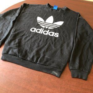 A271 adidas long sleeve with pocket